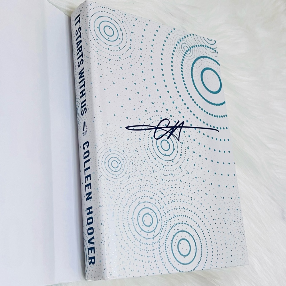 It Starts With Us Hardcover Bundle - Picture 6 of 9